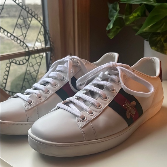 Gucci White Leather Women’s Sneakers - Picture 5 of 6